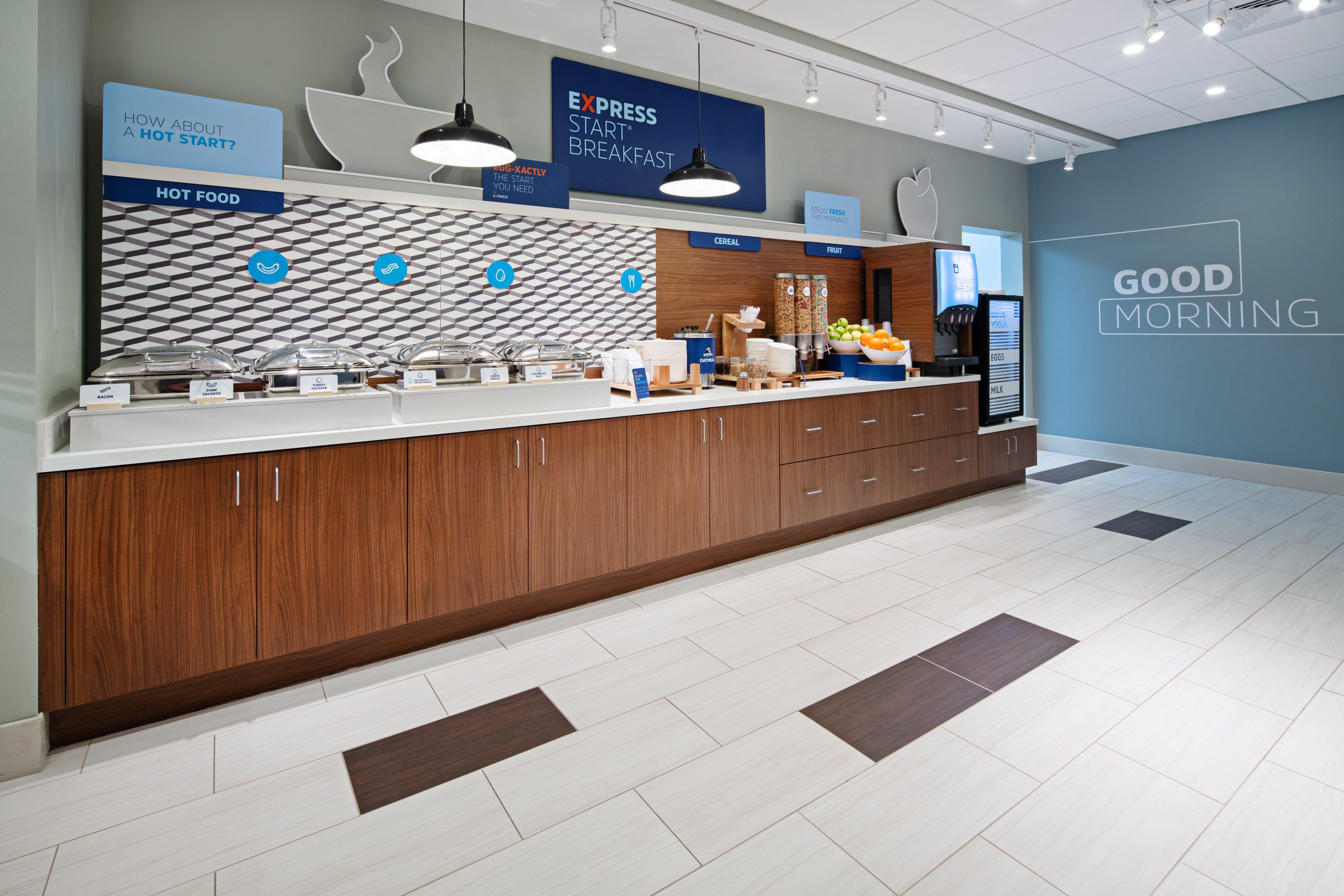 Holiday Inn Express & Suites - Murrieta By Ihg Exterior photo