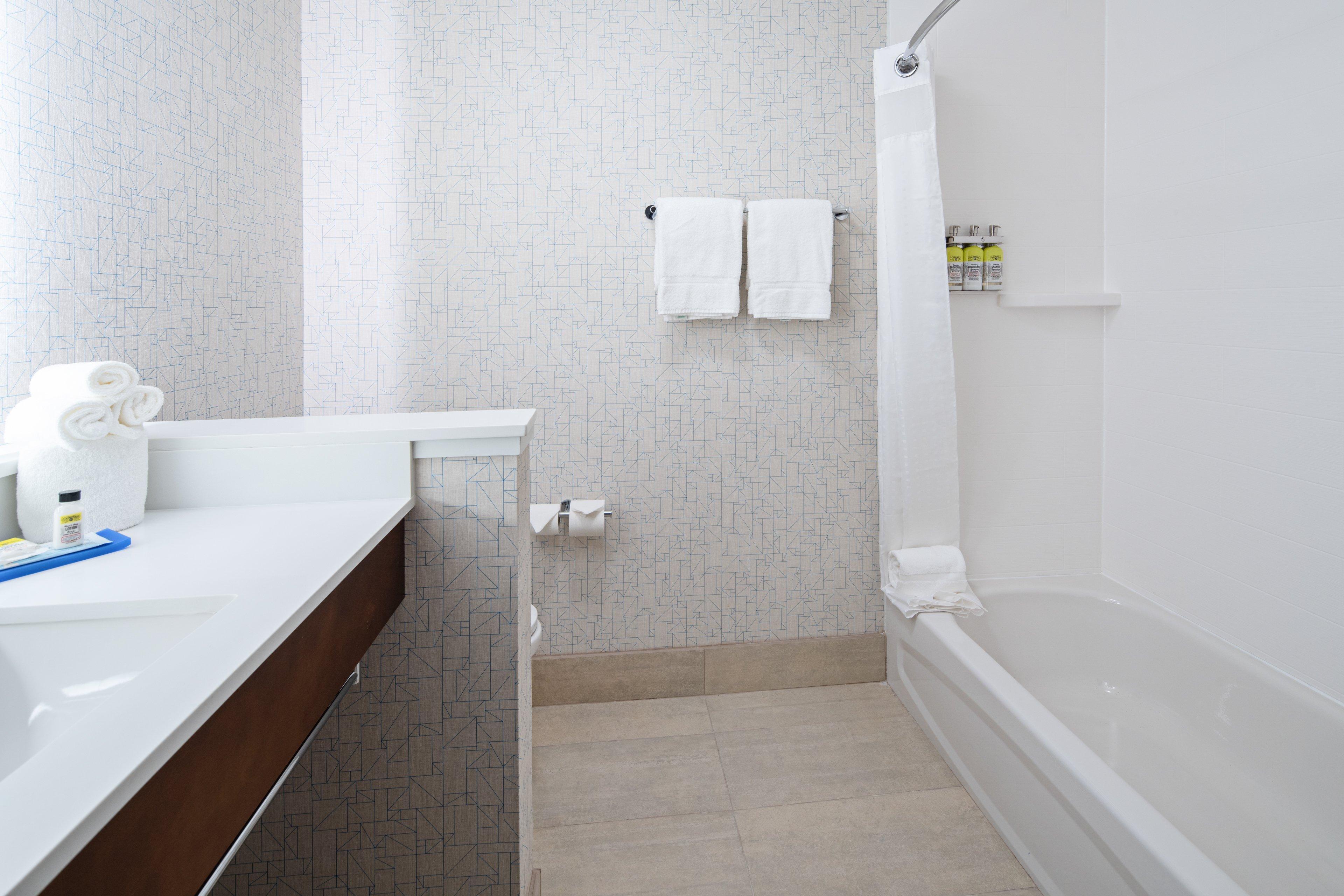 Holiday Inn Express & Suites - Murrieta By Ihg Exterior photo